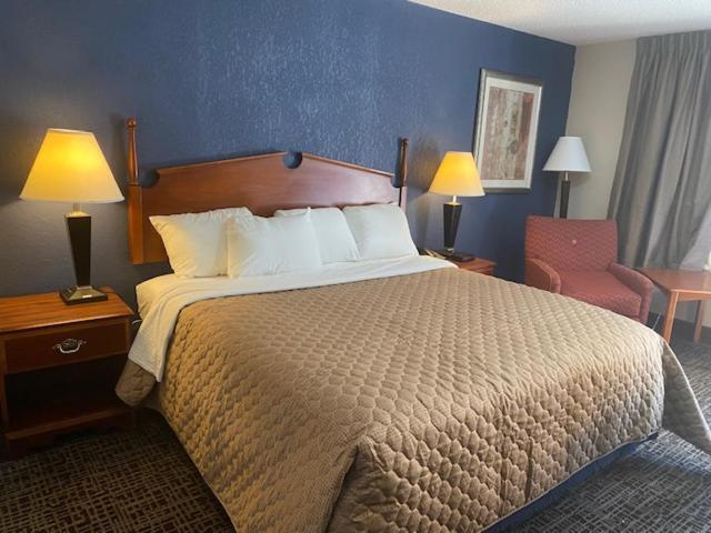 Andy Griffith Parkway Inn Mount Airy Extérieur photo
